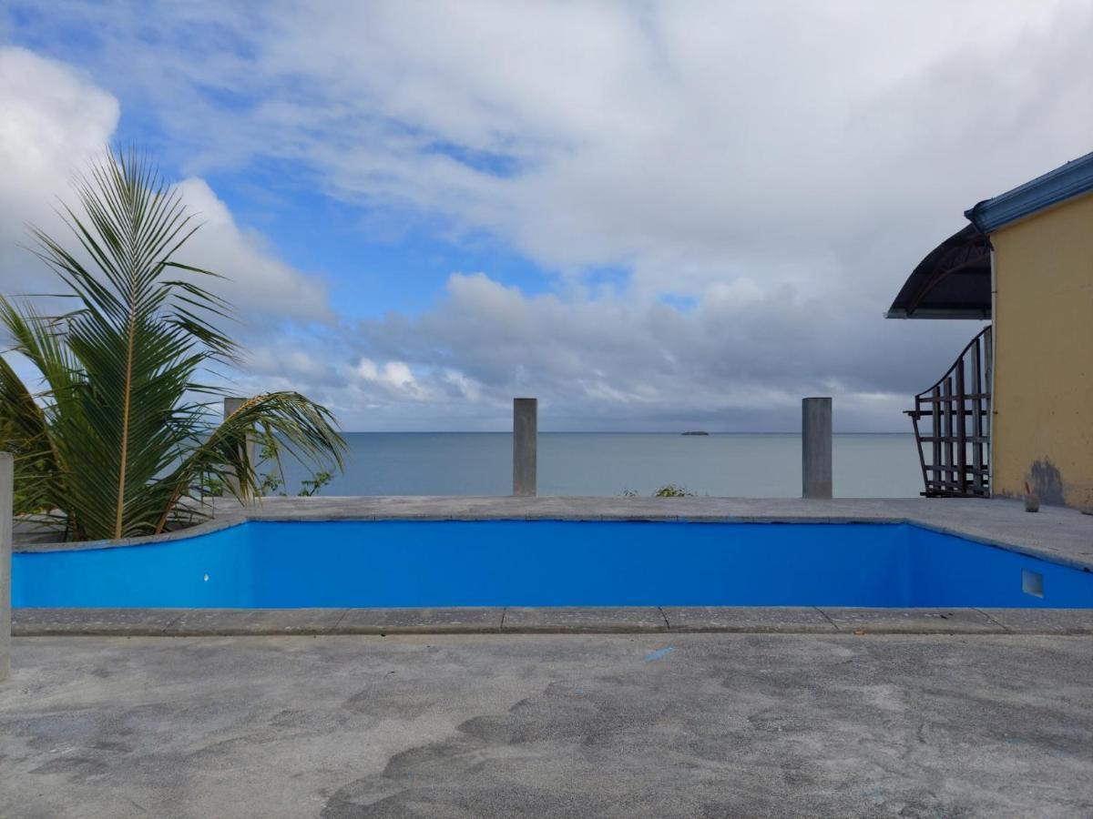 ホテル Le Pandanus Quatre Vents エクステリア 写真
