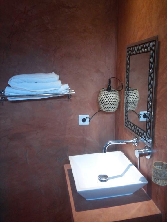 ホテル Le Pandanus Quatre Vents エクステリア 写真